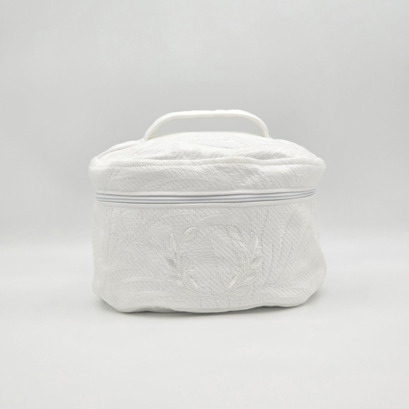 White Cotton Linen Toiletry Travel Bag – Round